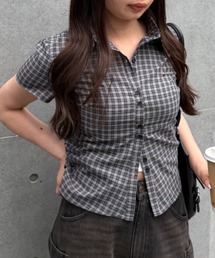 RAY CASSIN（レイカズン）の「【7色展開  ラインストーン / ドット/ ストライプ / チェック】胸刺繍コンパクト半袖シャツ（シャツ/ブラウス）」