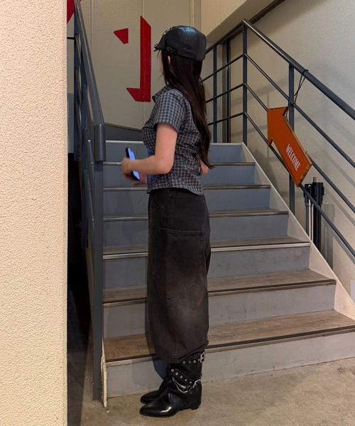 RAY CASSIN（レイカズン）の「【7色展開  ラインストーン / ドット/ ストライプ / チェック】胸刺繍コンパクト半袖シャツ（シャツ/ブラウス・レディース・ブルー系その他3/ブルー系その他2/グレー系その他/ホワイト系その他2/ブルー系その他/ブラウン系その他3/ホワイト系その他3・FREE）」の19枚目の写真