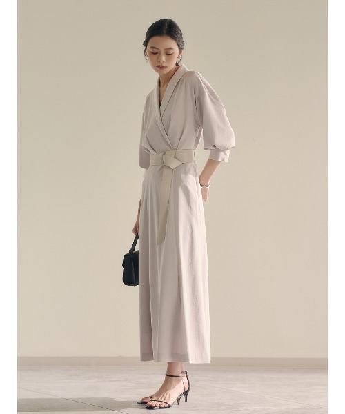 anuans（アニュアンス）の「ショールカラーナローワンピース（ワンピース・レディース・チャコールグレー/ライトベージュ・SMALL/MEDIUM）」の14枚目の写真