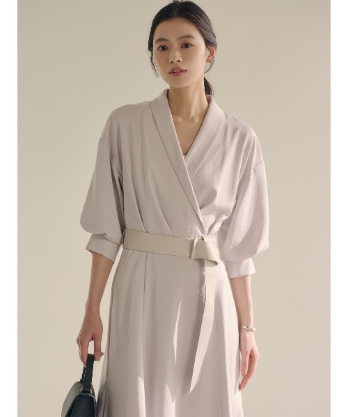 anuans（アニュアンス）の「ショールカラーナローワンピース（ワンピース・レディース・チャコールグレー/ライトベージュ・SMALL/MEDIUM）」の19枚目の写真