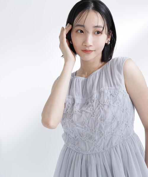 NATURAL BEAUTY BASIC（ナチュラルビューティーベーシック）の「チュールシャーリングブラウス（シャツ/ブラウス・レディース・ブラウン/ブルー/オフホワイト・ﾌﾘ-）」の8枚目の写真