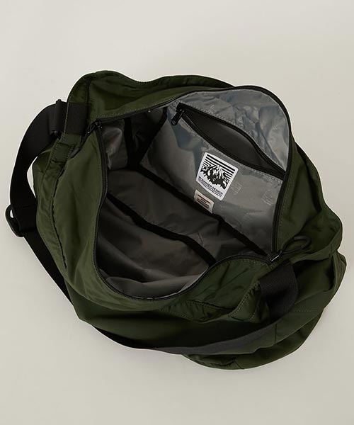 HIGH! STANDARD(ハイスタンダード)の「MT. RAINIER DESIGN × HIGH! STANDARD /ウィンドシェッド メッセンジャーバッグ(ショルダーバッグ・メンズ・ダークオリーブ/ブラック/ベージュ/ネイビー/チャコール・ONE SIZE)」の21枚目の写真