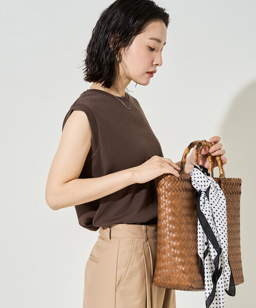 FREAK'S STORE（フリークスストア）の「限定展開　<抗菌防臭・接触冷感>MINT(ミント) クルーネック ノースリーブ Tシャツ（Tシャツ/カットソー・レディース・オリーブ/オレンジ/ピンク/ブラウン/ブラック/サックスブルー/オフホワイト・LARGE/MEDIUM/SMALL）」の18枚目の写真