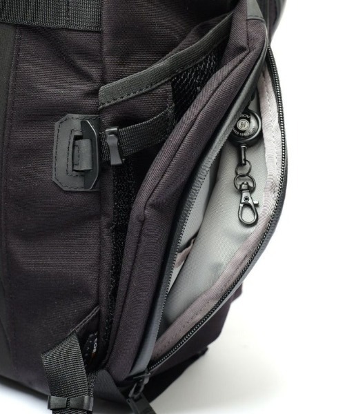 AS2OV（アッソブ）の「【AS2OV/アッソブ】 BLEISURE DAY PACK / バックパックデイパック（バックパック/リュック・メンズ・ブラック・FREE）」の21枚目の写真