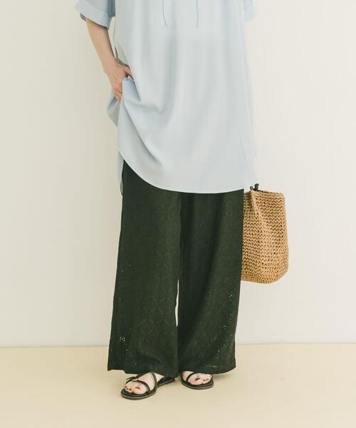 ITEMS URBANRESEARCH（アイテムズ アーバンリサーチ）の「ストレッチレースイージーパンツ（その他パンツ・レディース・ブラウン/ブラック/ホワイト系その他・FREE）」の2枚目の写真