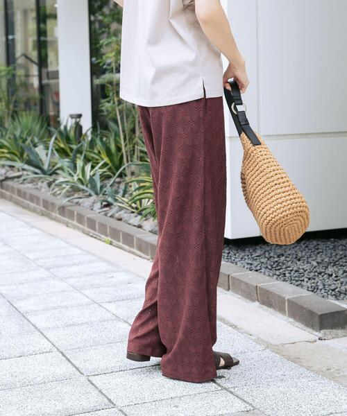 ITEMS URBANRESEARCH（アイテムズ アーバンリサーチ）の「ストレッチレースイージーパンツ（その他パンツ・レディース・ブラウン/ブラック/ホワイト系その他・FREE）」の21枚目の写真