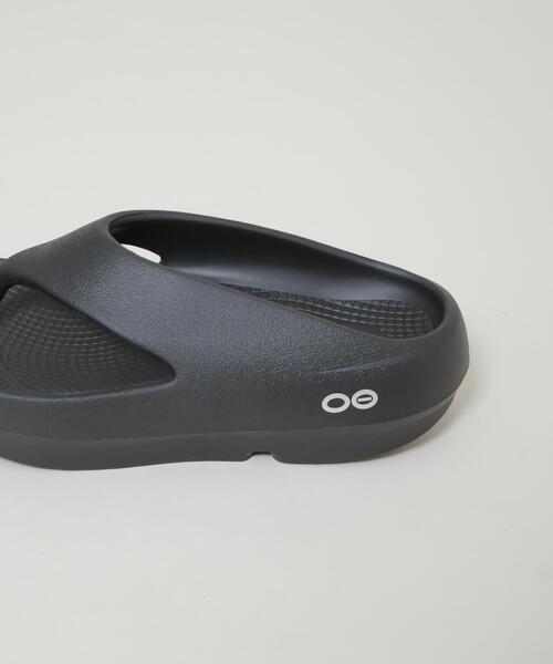 OOFOS(ウーフォス)の「OOFOS/OOriginal+ Black(サンダル・レディース・ブラック・25/23/24)」の6枚目の写真