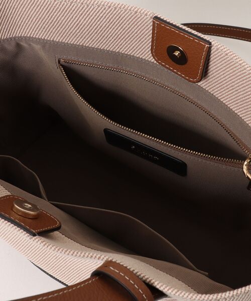 FURLA(フルラ)の「フルラ プリムローズ (Furla Primrose) トートバッグ M(ショルダーバッグ・レディース・ナチュラル・ONE SIZE)」の3枚目の写真