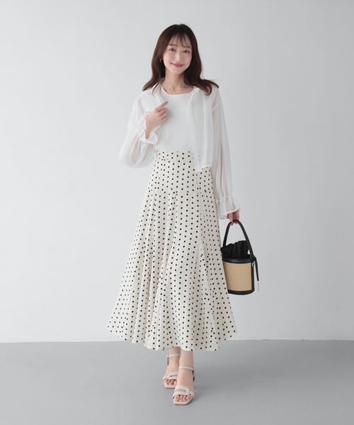 Mirenue(ミレニュー)の「マチつきドットロングスカート(スカート・レディース・ブラック/ホワイト・M/S)」の2枚目の写真