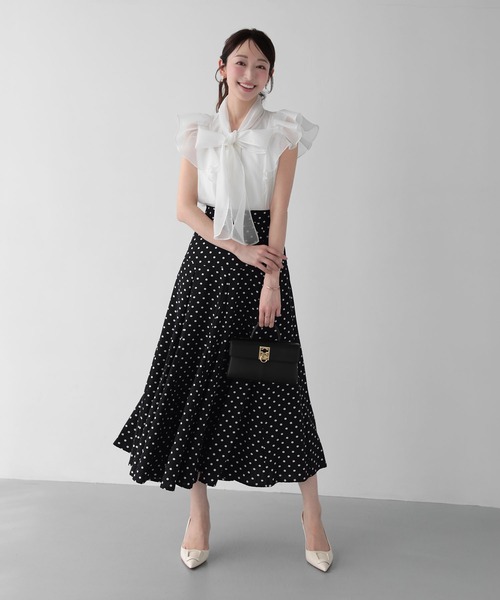 Mirenue(ミレニュー)の「マチつきドットロングスカート(スカート・レディース・ブラック/ホワイト・M/S)」の12枚目の写真