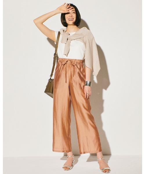 DoCLASSE( ドゥクラッセ)の「とろみ素材・ドロストワイドパンツ(その他パンツ・レディース・ダークネイビー/モカ・11/9)」の2枚目の写真
