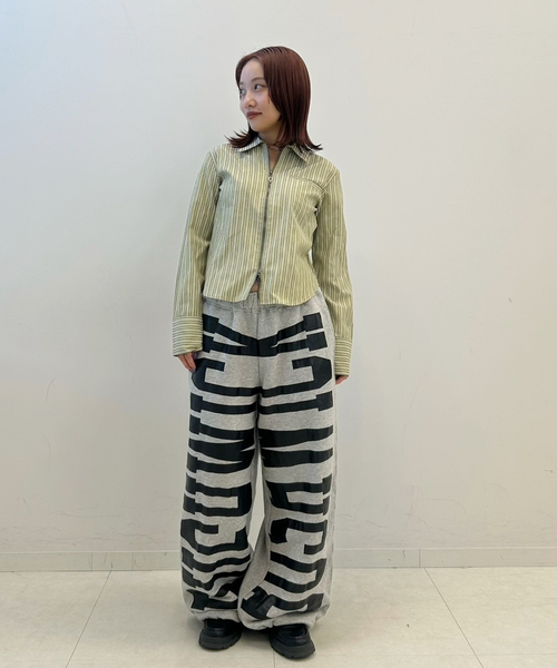 Oriens JOURNAL STANDARD（オリエンス ジャーナルスタンダード）の「《追加2》ロゴスウェットパンツ（スウェットパンツ・レディース・レッド/ブラック・FREE）」の10枚目の写真