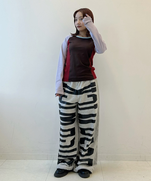 Oriens JOURNAL STANDARD（オリエンス ジャーナルスタンダード）の「《追加2》ロゴスウェットパンツ（スウェットパンツ・レディース・レッド/ブラック・FREE）」の12枚目の写真