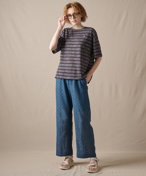 Eddie Bauer(エディーバウアー)の「リラックス 半袖 ボーダーTシャツ(Tシャツ/カットソー・レディース・ダークブラウン/オレンジ系/グリーン・L/M/XL/S)」の4枚目の写真