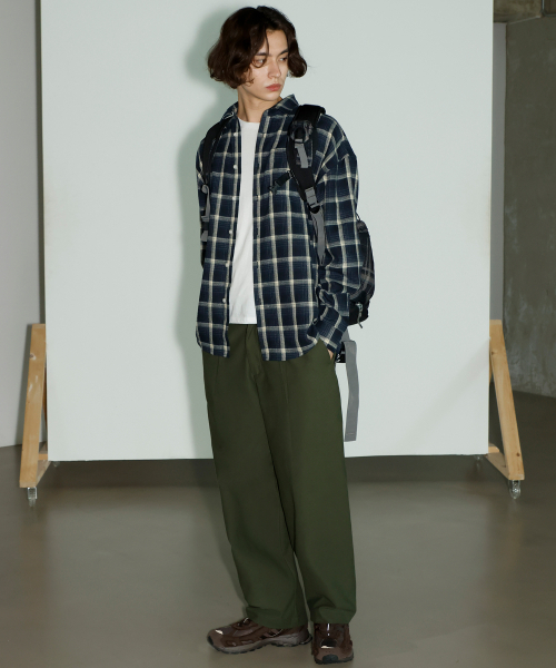 SIGNATURE（シグネチャ）の「ハーフバンディングワイドチノパンツ[カーキ]（その他パンツ・メンズ・その他・SMALL）」の5枚目の写真