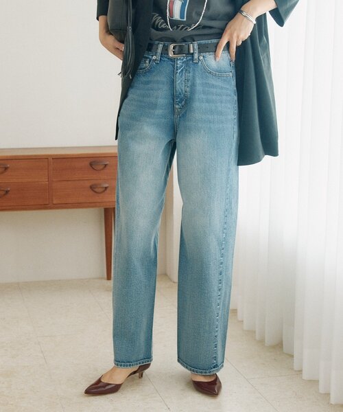 RIVE DROITE(リヴドロワ)の「【A・MONN】【2サイズ展開】フロントナローslimデニム(デニムパンツ・レディース・ブルー/ホワイト/ブラック・38/36)」の1枚目の写真