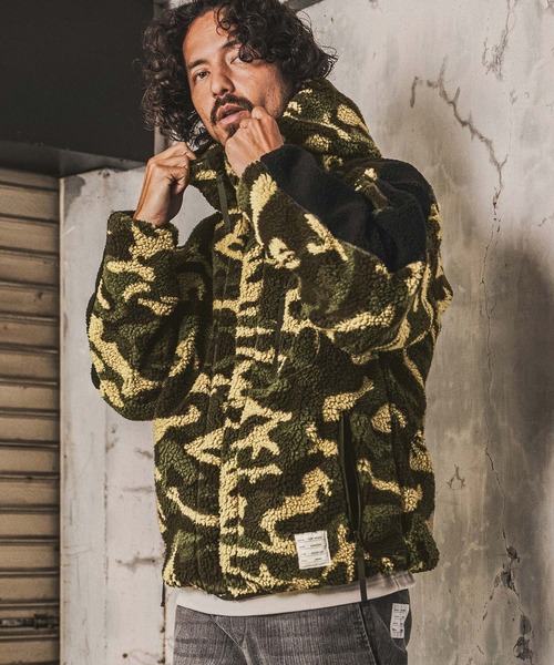 wjk reluxe（ダブルジェーケーリラックス）の「mpa4182- Camouflage Boa Hoodie ボアパーカー(WR26W-10)（パーカー・メンズ・グリーン系カモフラージュ/カモフラージュ/ブラック・M/S/L）」の4枚目の写真