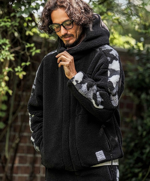 wjk reluxe（ダブルジェーケーリラックス）の「mpa4182- Camouflage Boa Hoodie ボアパーカー(WR26W-10)（パーカー・メンズ・グリーン系カモフラージュ/カモフラージュ/ブラック・M/S/L）」の17枚目の写真