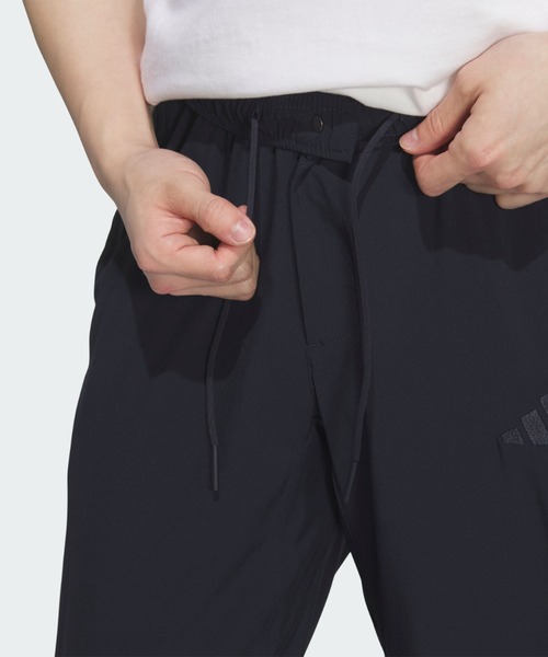 adidas(アディダス)の「ストレッチ ツイル レギュラーフィット テーパードレッグ 10分丈 オープンヘム パンツ / アディダス adidas(スウェットパンツ・メンズ・ブルー・XX-LARGE/3XL/LARGE/MEDIUM/SMALL/X-LARGE)」の4枚目の写真