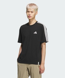 エッセンシャルズ プラス ルーズフィット スリーストライプス シングルジャージー半袖Tシャツ / アディダス adidas
