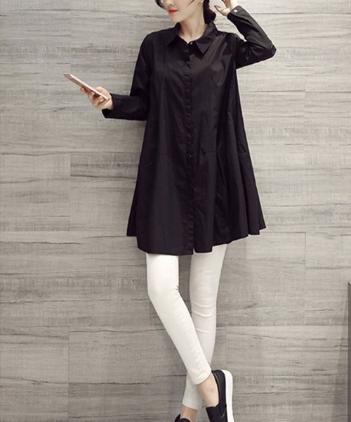 Flugge(フラッジー)の「ミドル丈フレアシャツ(シャツ/ブラウス・レディース・ホワイト/ブラック・MEDIUM/LARGE)」の4枚目の写真