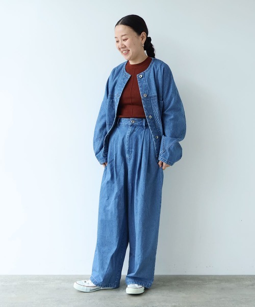 yuni(ユニ )の「10oz denim pin tuck cocoon ブルゾン(デニムジャケット・レディース・ネイビー/サックスブルー・FREE)」の3枚目の写真
