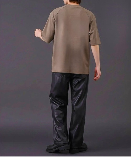 revertical(リバーティカル)の「切り替えデザイン 半袖Tシャツ(Tシャツ/カットソー・メンズ・ブラック/モカ/ホワイト・LARGE/MEDIUM)」の6枚目の写真