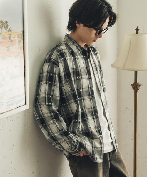 SENSE OF PLACE by URBAN RESEARCH(センスオブプレイスバイアーバンリサーチ)の「ドビーチェックレギュラーカラーロングスリーブシャツ(シャツ/ブラウス・メンズ・ブラック/ライトグレー/ピンク・LARGE/MEDIUM)」の14枚目の写真