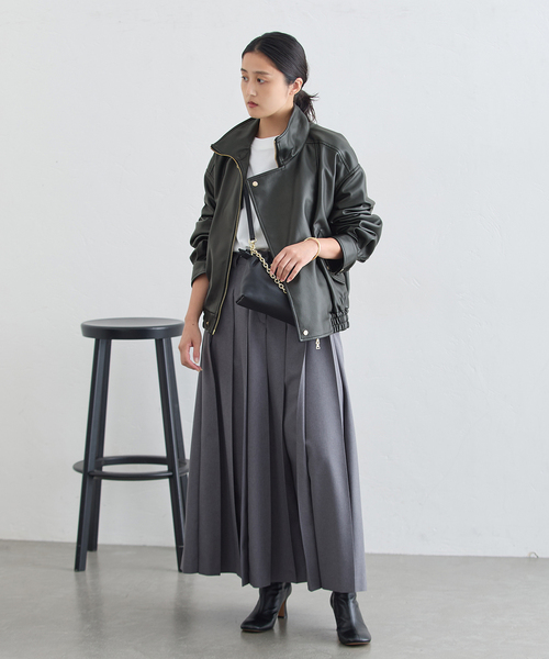 journal standard L'essage(ジャーナルスタンダードレサージュ)の「フェイクレザーブルゾン(その他アウター・レディース・ブラウン/ブラック・FREE)」の3枚目の写真