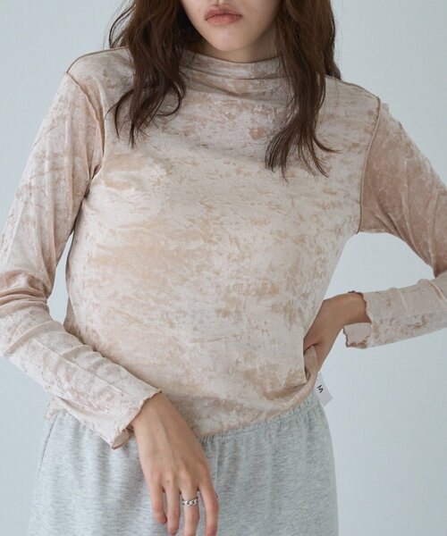 COLONY 2139（コロニートゥーワンスリーナイン）の「フロッキーメッシュボトルネックプルオーバー（Tシャツ/カットソー・レディース・ブラウン/ブラック/チャコールグレー/グレイッシュベージュ/アイボリー・FREE）」の7枚目の写真