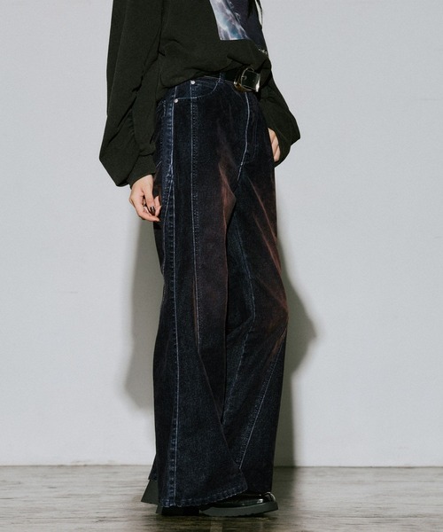 PAGEBOY(ページボーイ)の「フロッキーフレアデニム(デニムパンツ・レディース・ピンク系その他/カーキ系・SMALL/MEDIUM)」の11枚目の写真