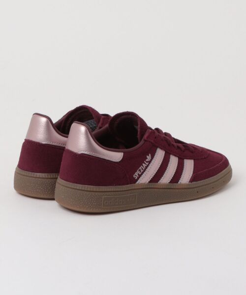 adidas（アディダス）の「【BILLY'S ZOZO EXCLUSIVE】HANDBALL SPEZIAL W　KI2190（スニーカー・レディース・レッド・23.5cm/23.0cm/22.5cm/22.0cm/28.0cm/27.5cm/27.0cm/26.5cm/26.0cm/25.5cm/25.0cm/24.5cm/24.0cm）」の2枚目の写真