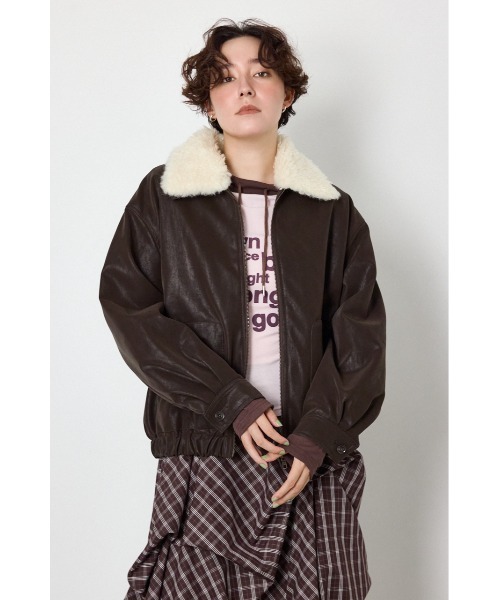 RODEO CROWNS WIDE BOWL（ロデオクラウンズワイドボウル）の「Suede look 2WAY ブルゾン（ブルゾン・レディース・ブラック/ベージュ系その他/ブラウン・FREE）」の3枚目の写真
