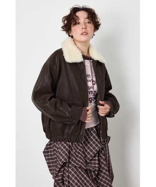 RODEO CROWNS WIDE BOWL（ロデオクラウンズワイドボウル）の「Suede look 2WAY ブルゾン（ブルゾン・レディース・ブラック/ベージュ系その他/ブラウン・FREE）」の4枚目の写真