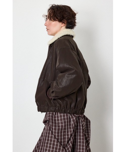 RODEO CROWNS WIDE BOWL（ロデオクラウンズワイドボウル）の「Suede look 2WAY ブルゾン（ブルゾン・レディース・ブラック/ベージュ系その他/ブラウン・FREE）」の5枚目の写真