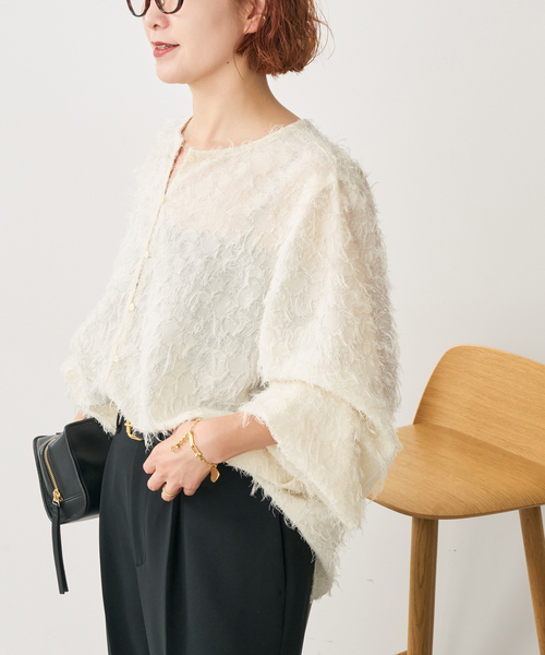 Spick & Span(スピックアンドスパン)の「カットジャガードパフスリーブブラウス(シャツ/ブラウス・レディース・ブラック/アイボリー・FREE)」の14枚目の写真