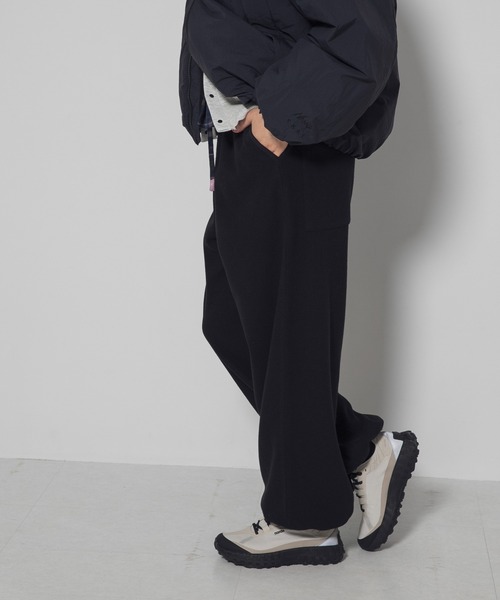EKAL（エカル）の「ウォームドジャージワイドパンツ（その他パンツ・レディース・ブラック/ダークパープル/アイボリー・ONE）」の13枚目の写真