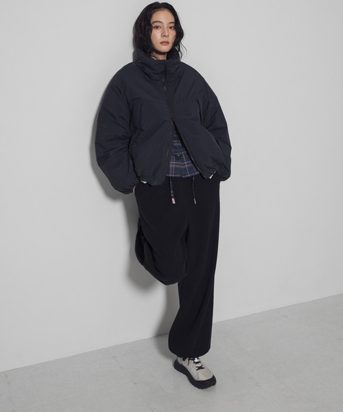 EKAL（エカル）の「ウォームドジャージワイドパンツ（その他パンツ・レディース・ブラック/ダークパープル/アイボリー・ONE）」の12枚目の写真