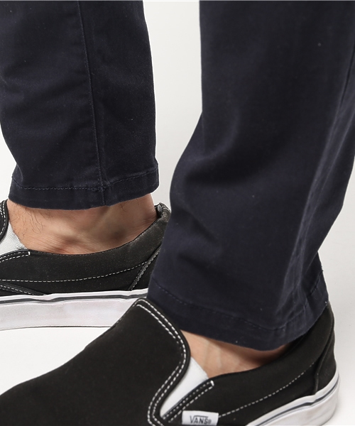OURET（オーレット）の「20 CHINO STRETCH SLASH POCKET GAZETTE CROTCH SKINNY PANTS（チノパンツ・メンズ・ベージュ/ネイビー/マスタード/カーキ/ブラック・2/3/1）」の20枚目の写真