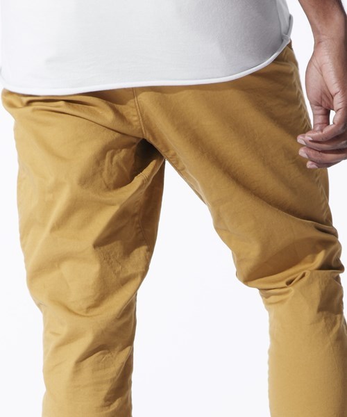 OURET（オーレット）の「20 CHINO STRETCH SLASH POCKET GAZETTE CROTCH SKINNY PANTS（チノパンツ・メンズ・ベージュ/ネイビー/マスタード/カーキ/ブラック・2/3/1）」の18枚目の写真