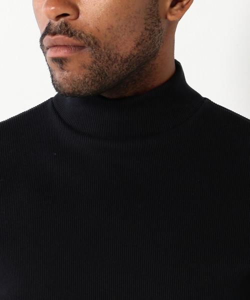 UNITED ARROWS（ユナイテッドアローズ）の「USCM リブ モックネック カットソー◆（Tシャツ/カットソー・メンズ・ベージュ/ネイビー/ブラック/ホワイト・LARGE/SMALL/MEDIUM/X-SMALL/XX-LARGE/X-LARGE）」の21枚目の写真