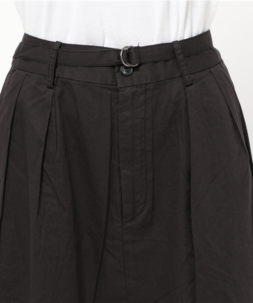 LBC（エルビーシー）の「コットンレーヨンツイルベルト付きタイトスカート（スカート・レディース・ダークグレー/モカ・MEDIUM/LARGE）」の6枚目の写真