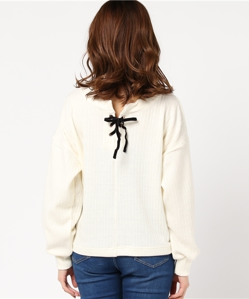 POU DOU DOU（プードゥドゥ）の「Vネック2wayプルオーバー（Tシャツ/カットソー・レディース・ネイビー/ピンク/オフホワイト/ブルー・3）」の7枚目の写真