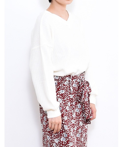 POU DOU DOU（プードゥドゥ）の「Vネック2wayプルオーバー（Tシャツ/カットソー・レディース・ネイビー/ピンク/オフホワイト/ブルー・3）」の16枚目の写真