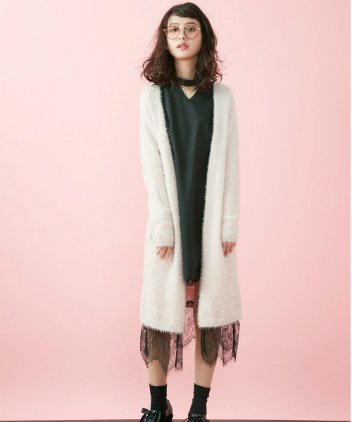 EATME（イートミー）の「レースコンビフェザーヤーンロングカーデ（カーディガン/ボレロ・レディース・アイボリー/ピンク/グレー・FREE）」の9枚目の写真