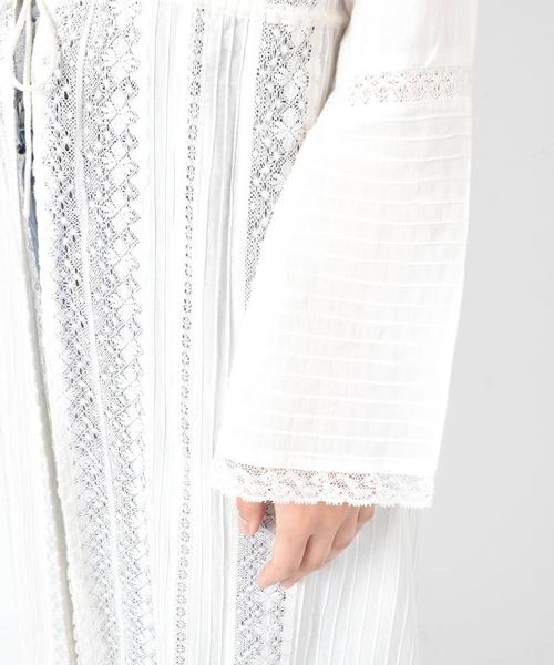 Khaju(カージュ)の「Khaju:アンティークレース2WAYハオリ◇(カーディガン/ボレロ・レディース・ホワイト/ネイビー・ONE SIZE)」の6枚目の写真
