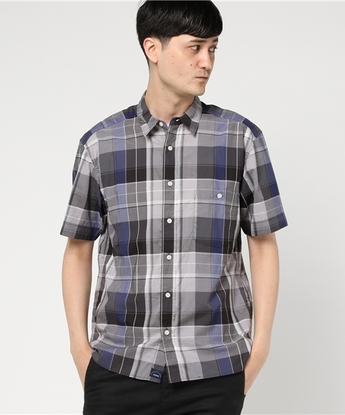 GLOSTER（グロスター）の「コンパクトチェックシャツ（シャツ/ブラウス・メンズ・グレー/ブルー・S/M/L）」の2枚目の写真