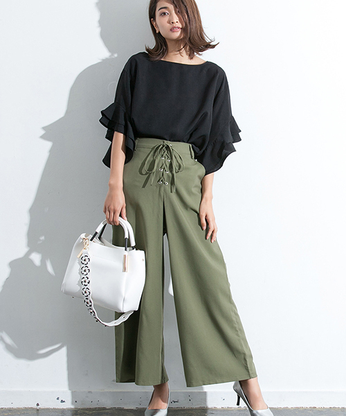 fifth（フィフス）の「フラワーショルダー2wayバッグ（ショルダーバッグ・レディース・ブラック/イエロー/ホワイト/スモークピンク/サックスブルー/ネイビー・FREE）」の16枚目の写真