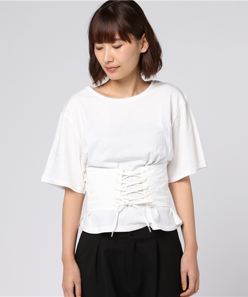 SLY（スライ）の「コルセットベルト付T/SH（Tシャツ/カットソー）」 - WEAR