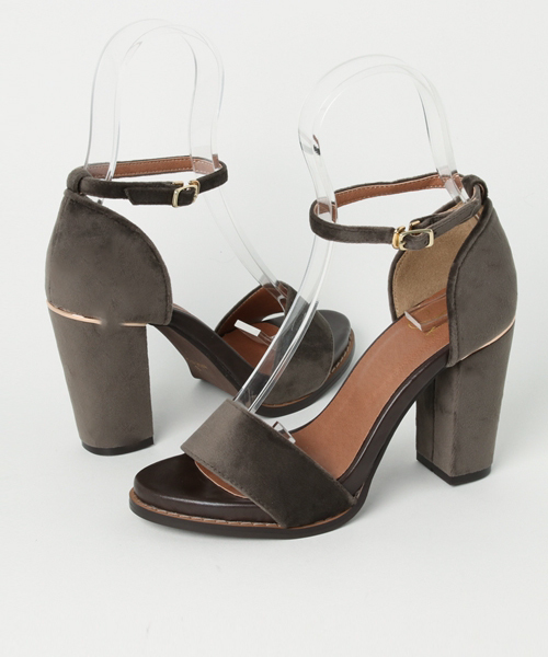 N.(N. Natural Beauty Basic)(エヌエヌナチュラルビューティーベーシック)の「【JJ 10月号掲載】ベロアサンダル(サンダル・レディース・ピンク/ブラック/グレー・MEDIUM/LARGE/SMALL)」の11枚目の写真